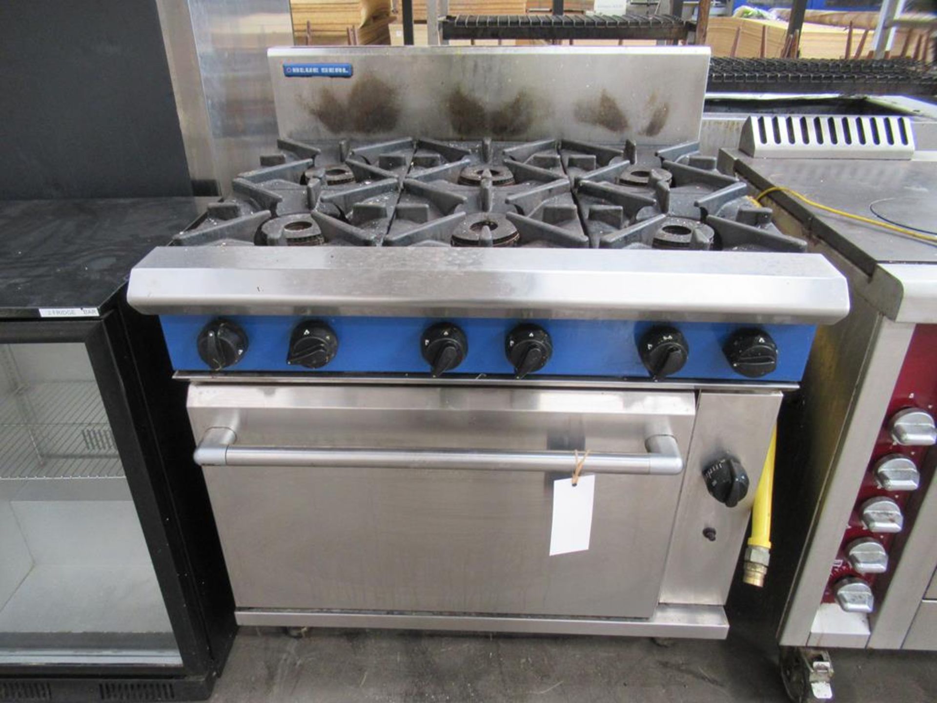 Blue Seal six burner gas cooker on two castors 900mmx900mmx800mm - Image 2 of 4