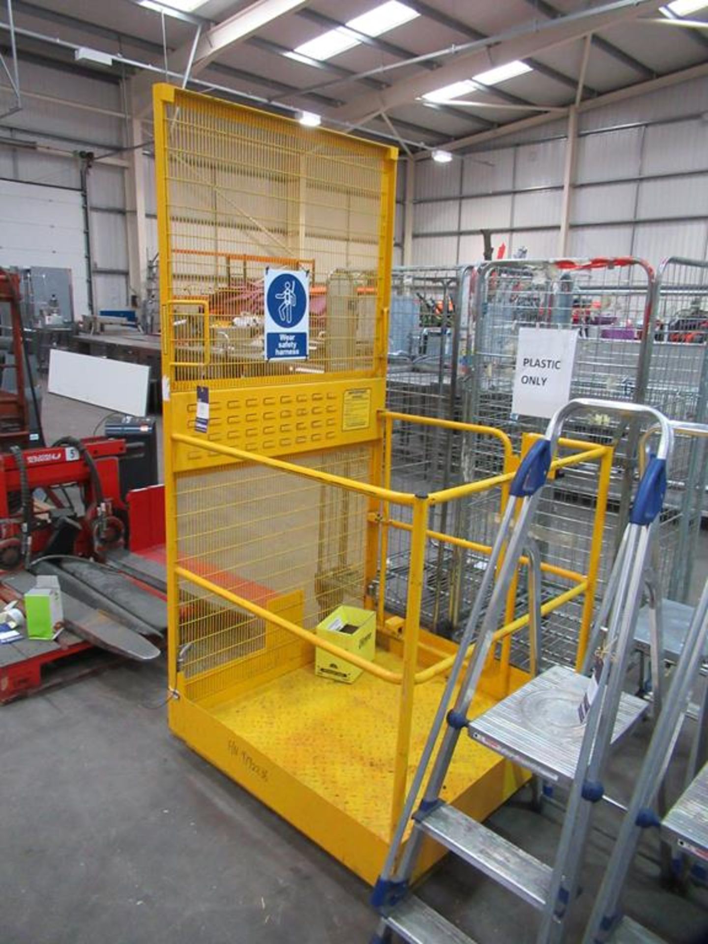 Castles Forklift Standard Gated Access Platform - Image 2 of 5