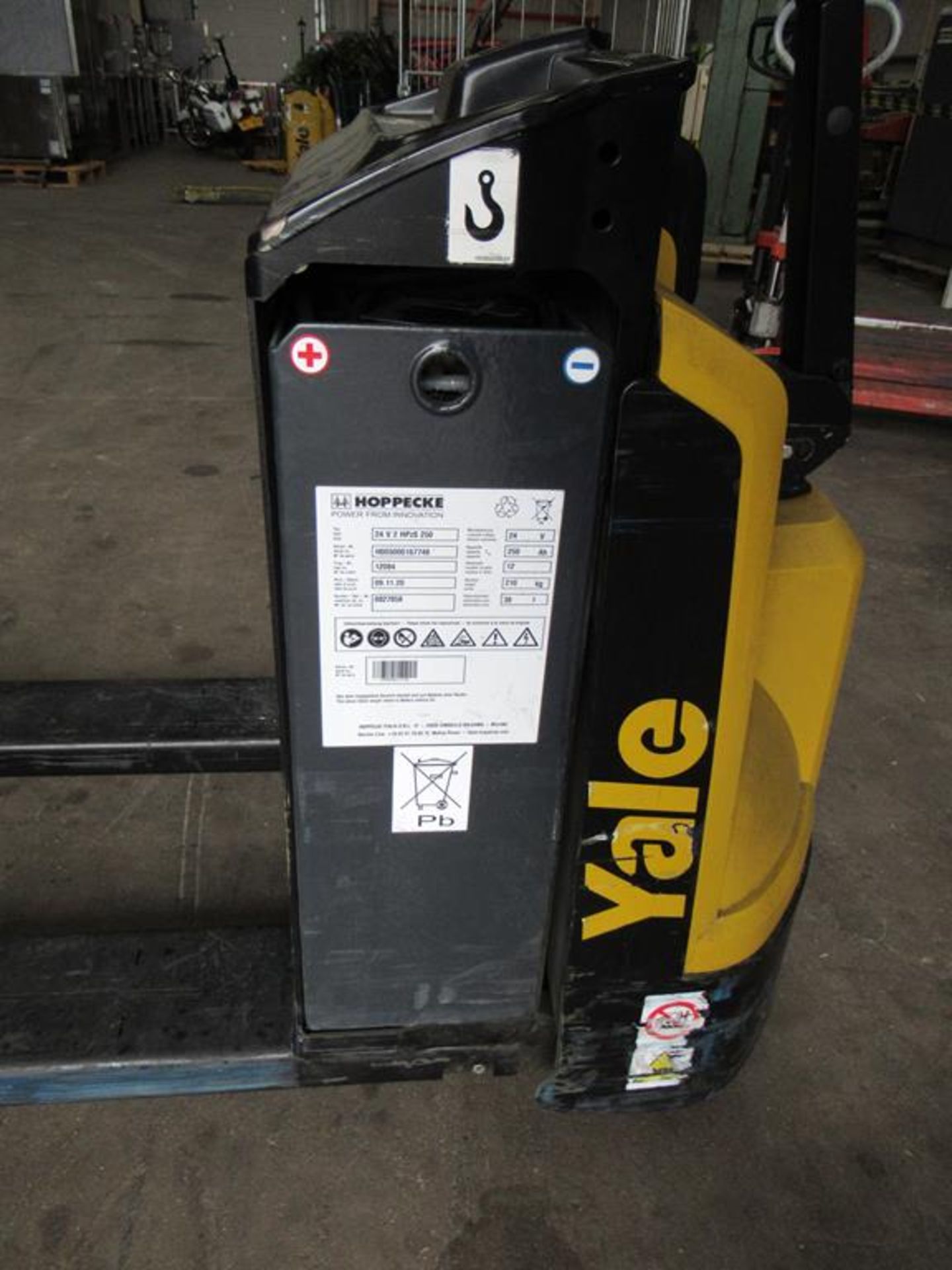 Yale MP20 Electric Powered Pedestrian Pallet Truck. - Image 6 of 10