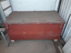 Steel fabricated site box and contents (Approx. 1800 x 900 x 800)
