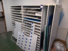 Multishelf storage unit, with workbench