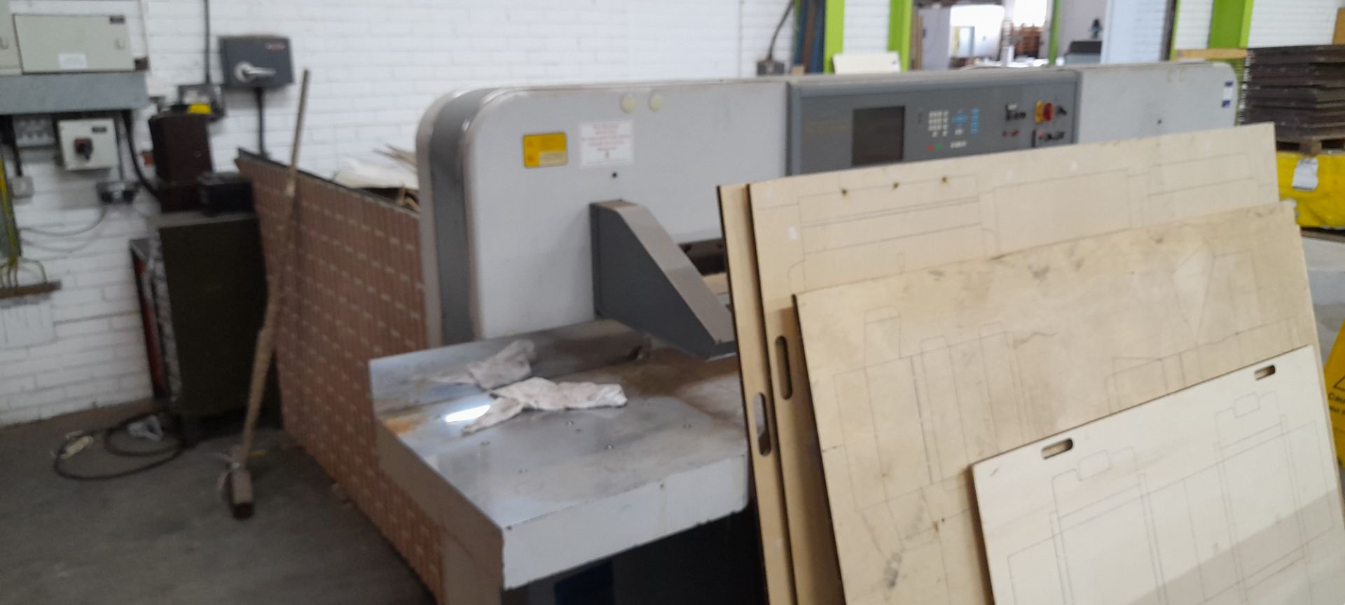 Sino Foreign QZK 2200 Guillotine. (spares or repairs only, not in working order) - Image 2 of 5