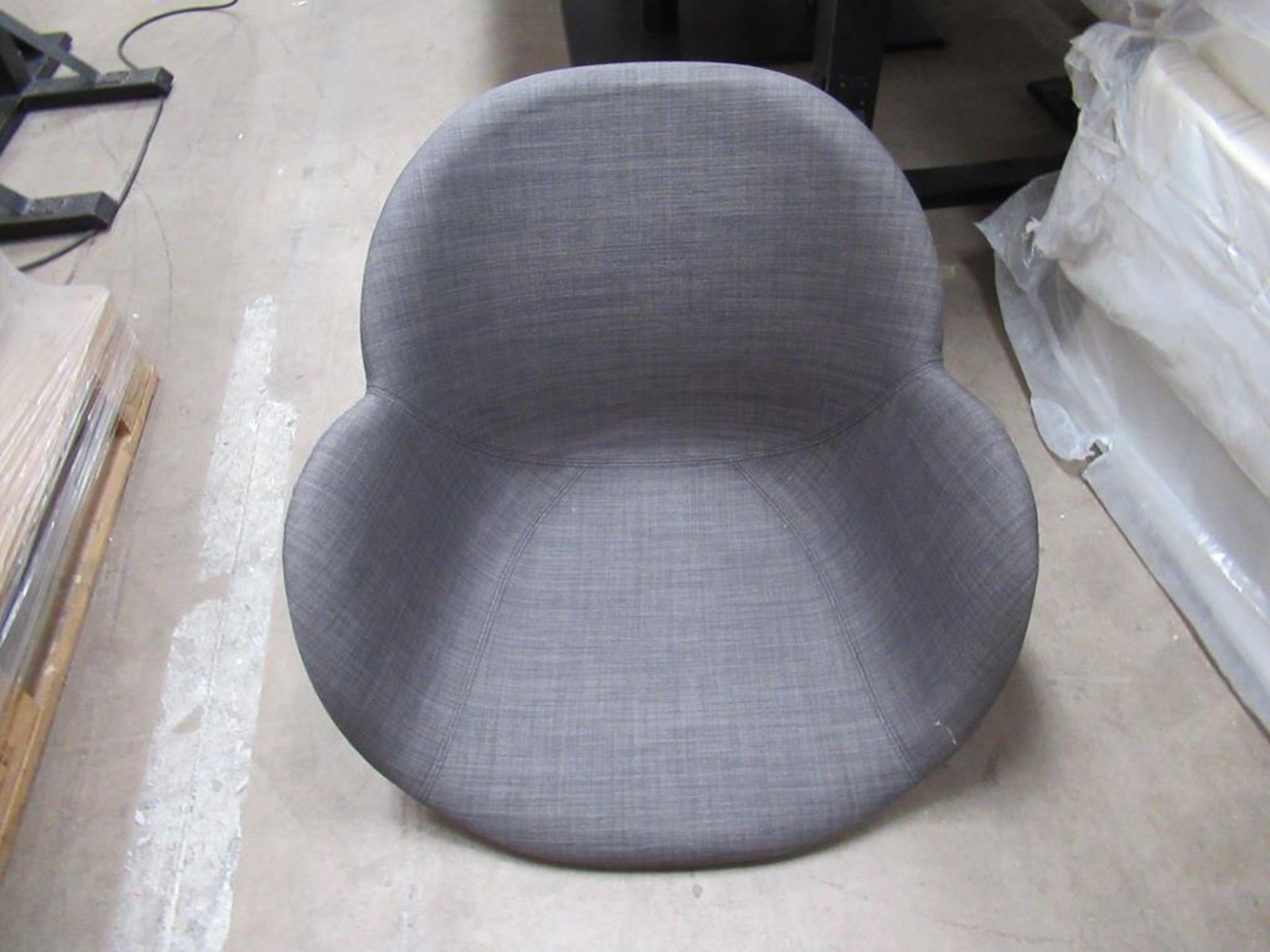 4x Shoreditch Arm Chairs in Grey - no bases