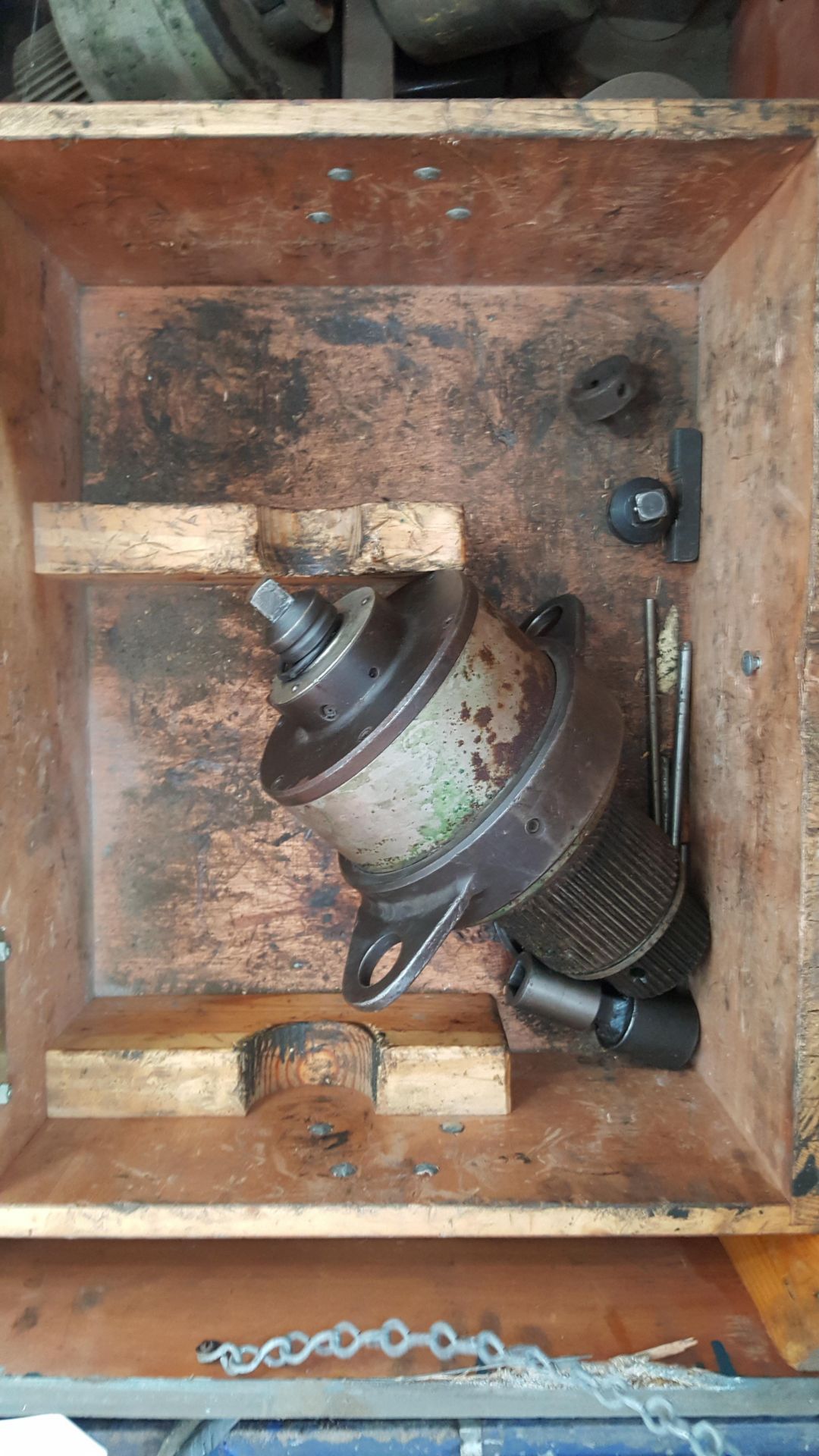 PLARAD heavy duty wrench (Medium) in crate - Image 3 of 3