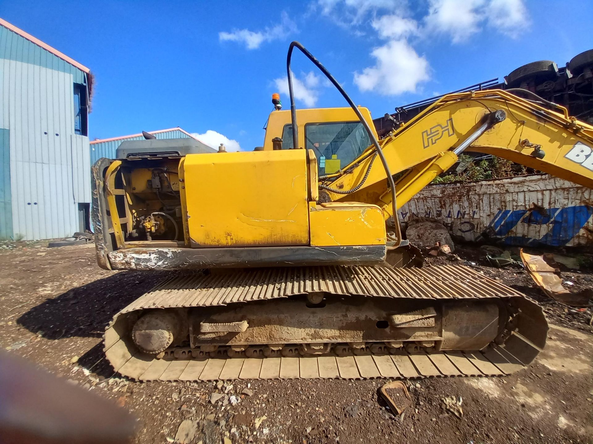 Bell B140 LC360 Tracked Excavator - Image 2 of 6