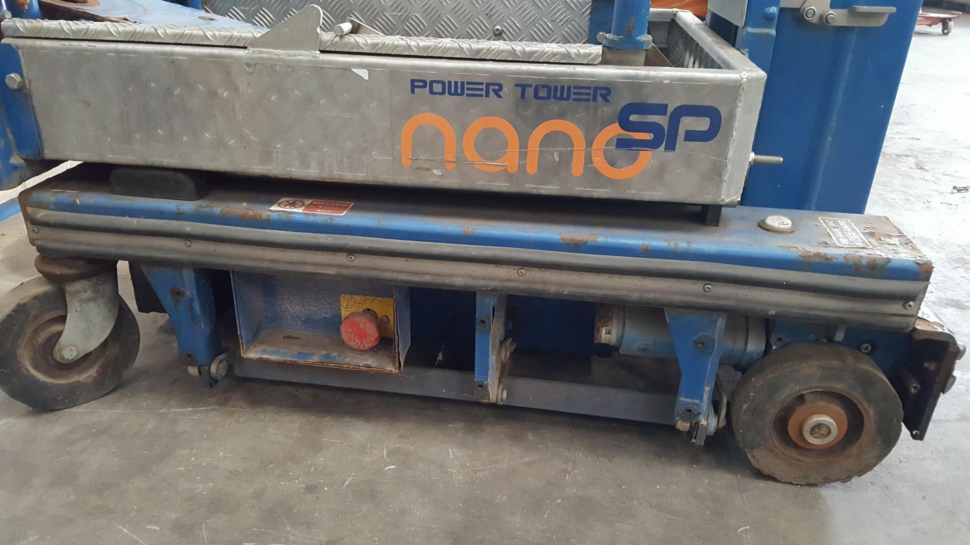 NANO SP 'Power Tower' scissor lift - Image 7 of 7