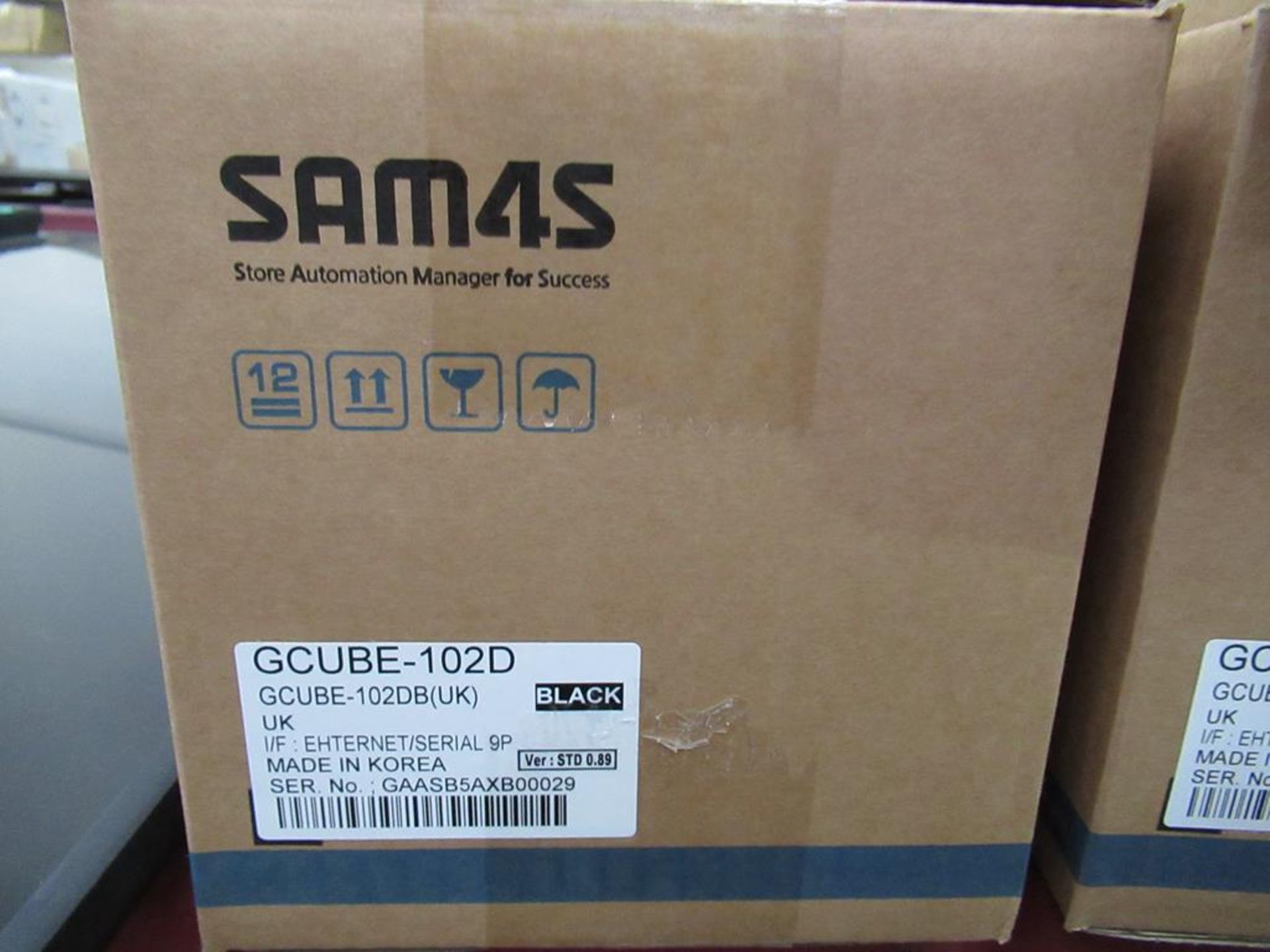 3x SAM4S Gcube Series Receipt Printers, and 3x Boxapos Printer Stands/Table Holders - Image 3 of 5