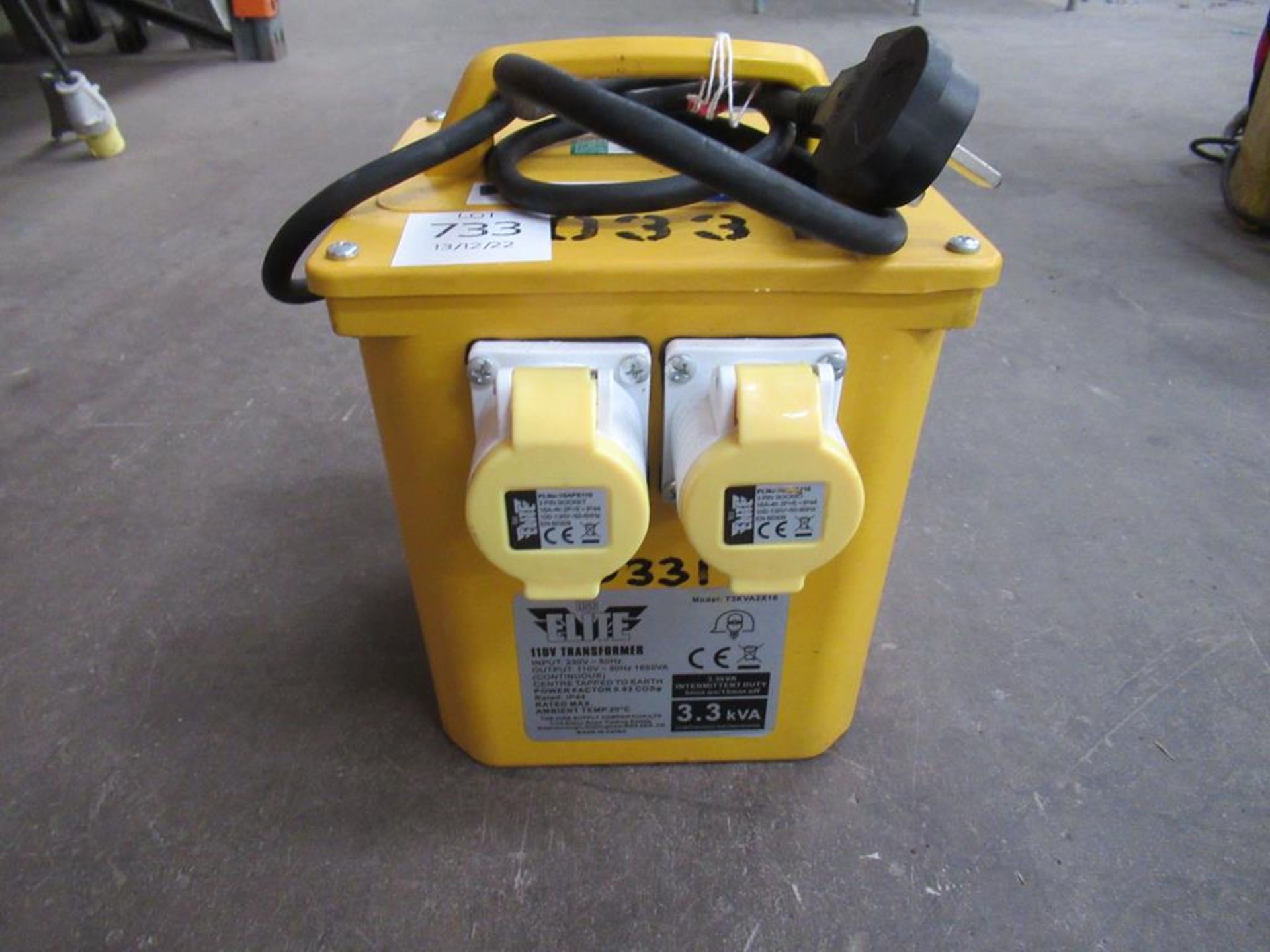 A 3300W Portable Tool Transformer