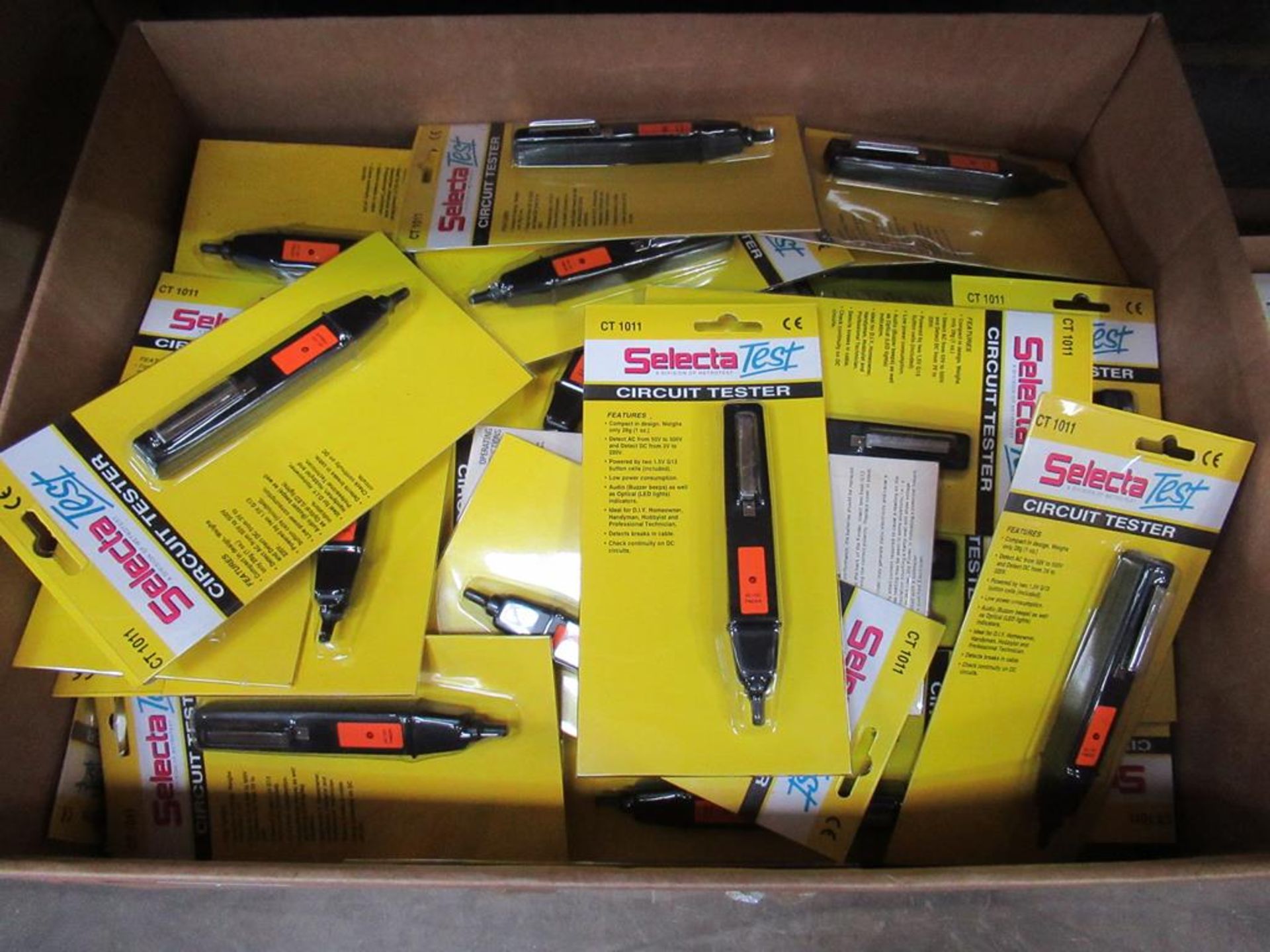 2x Boxes of Hand Tools, Circuit Testers and 5 Piece Tool Sets "Crosspoint/Mex" - Image 2 of 6