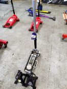 1.5 Ton Trolley Jack & 2 axle stands