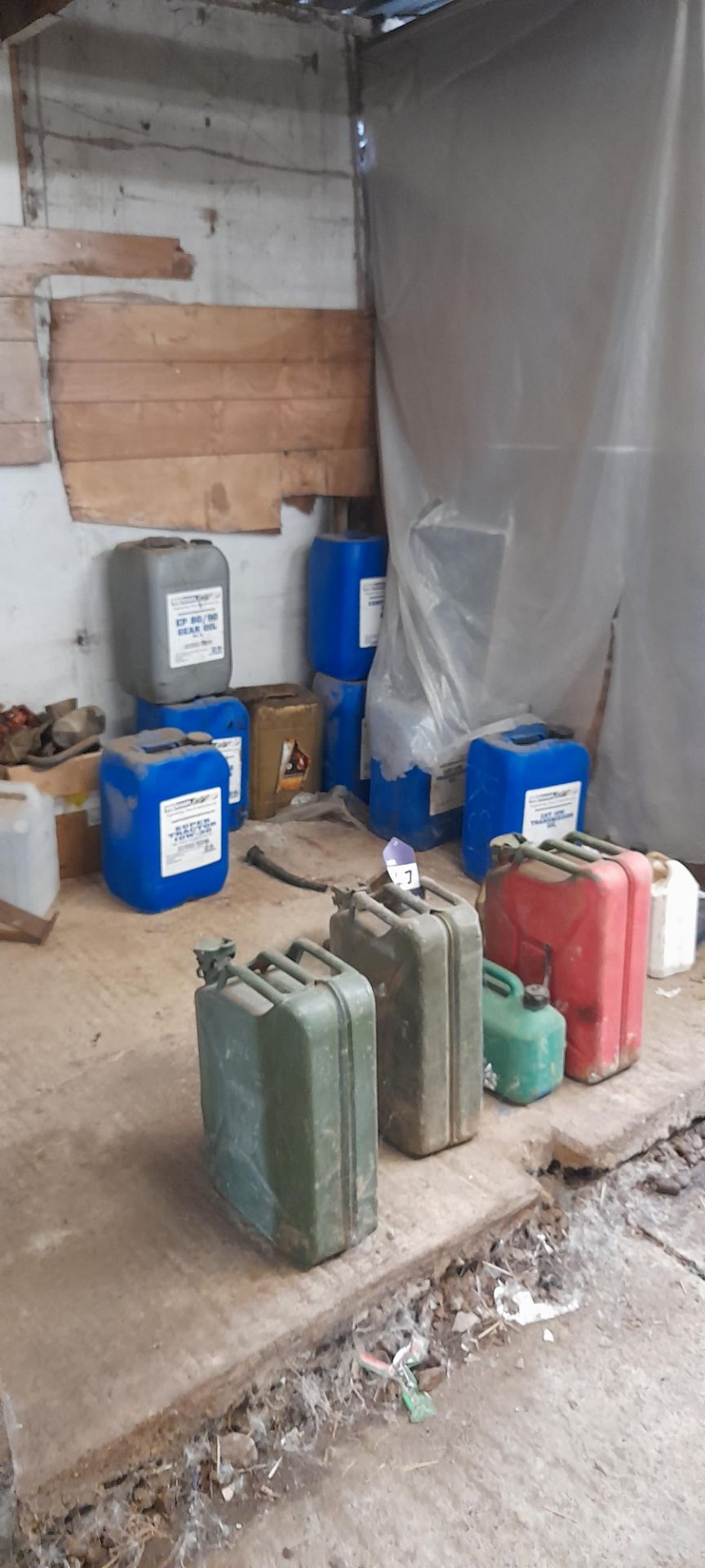 3 x Metal jerry cans with part filled cans of various gear & transmission oil - Image 2 of 2