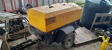 Ingersoll Rand Towable Two Tool Site Compressor Model P130WD, Code 225, 1995 – Spares or Repair