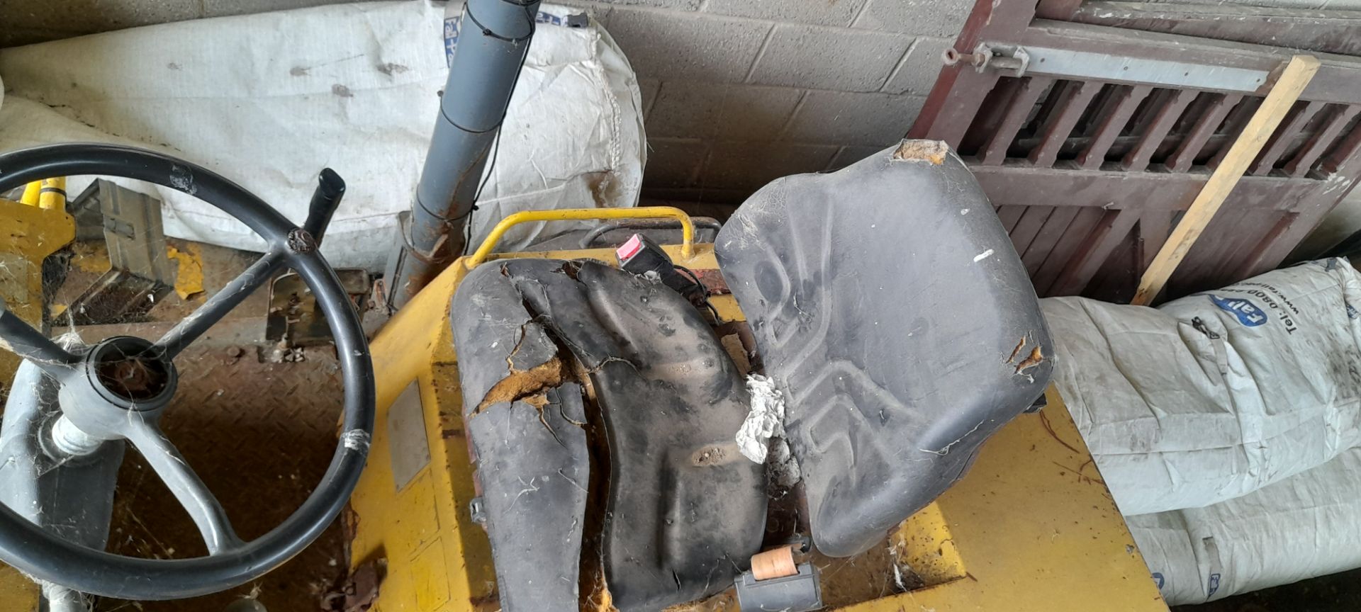 Newson 6 Tonne Dumper converted to mobile fuel dowser – Spares or Repair - Image 6 of 7