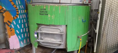 Stainless Steel 2200 Ltr (13BBL) Mash Tun Please note, this lot also forms part of Composite Lot