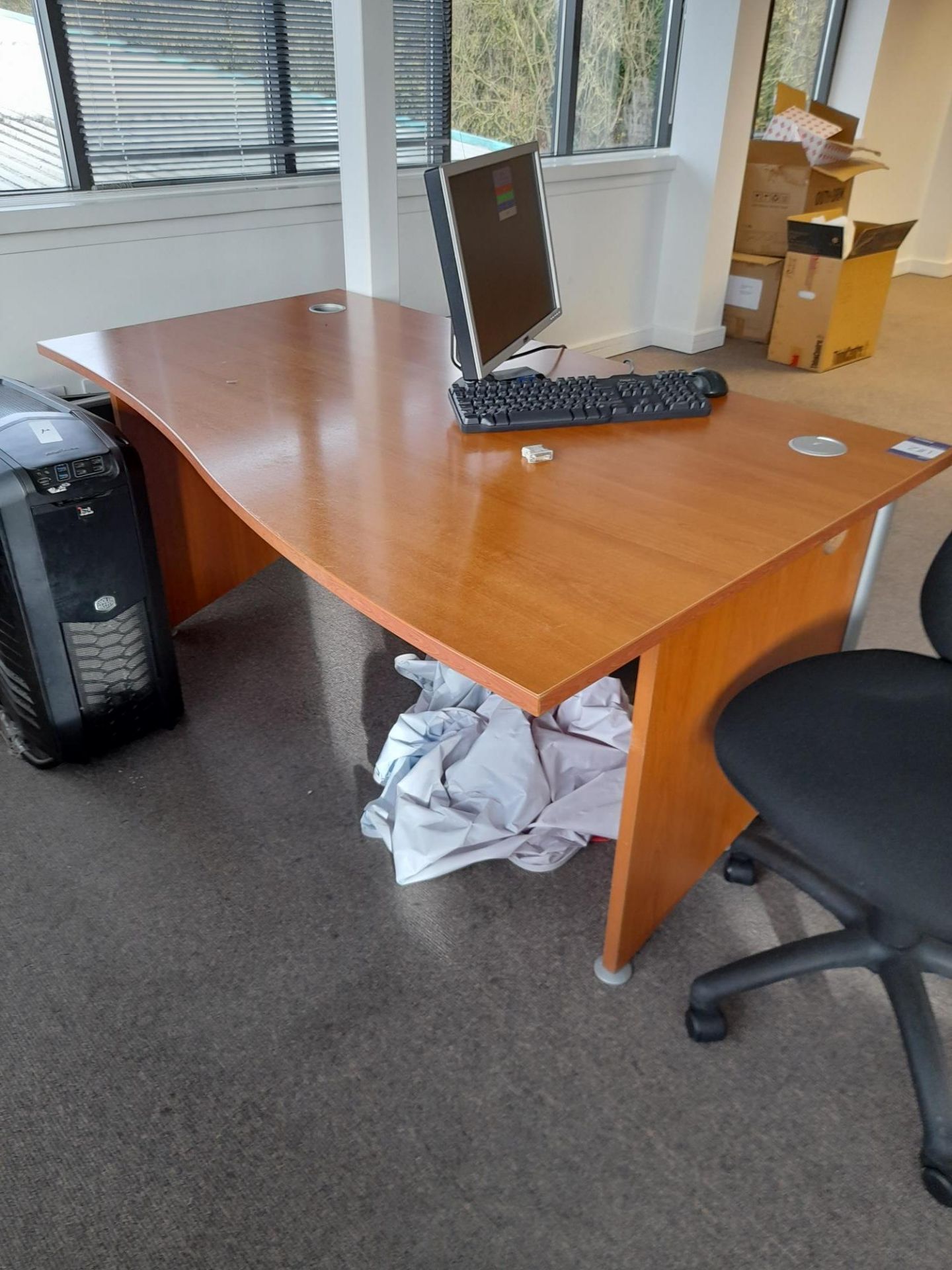 6 x Brown wave desks (contents excluded) - Image 4 of 5