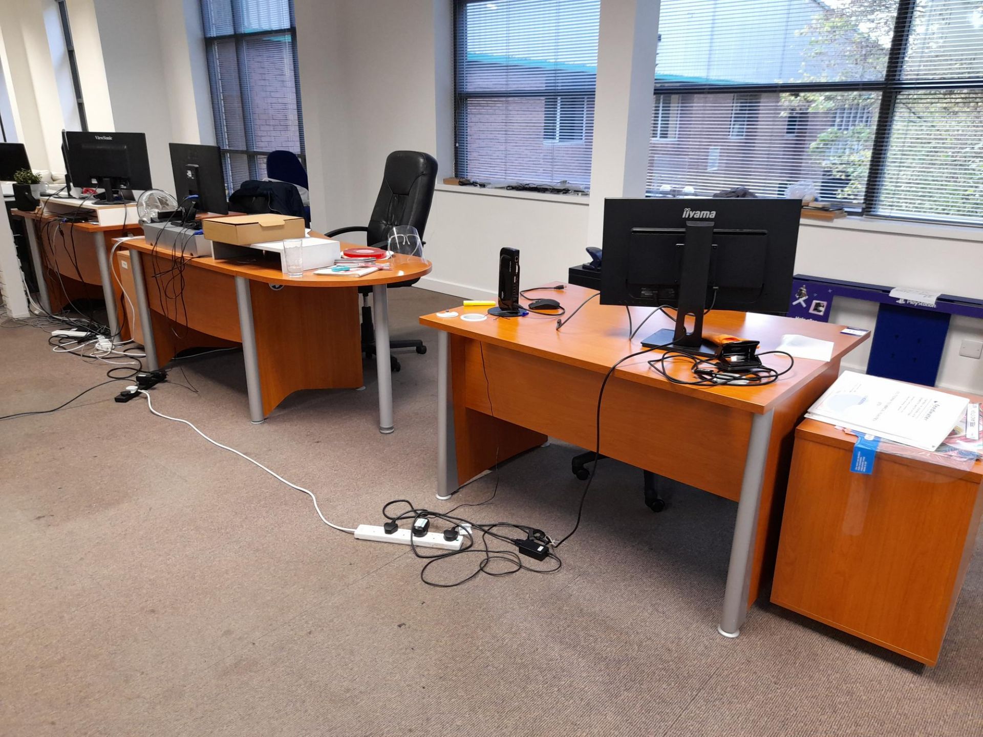 3 x Brown wave desks, one with end table, and 2 x various ped drawer units (contents excluded) - Image 2 of 4