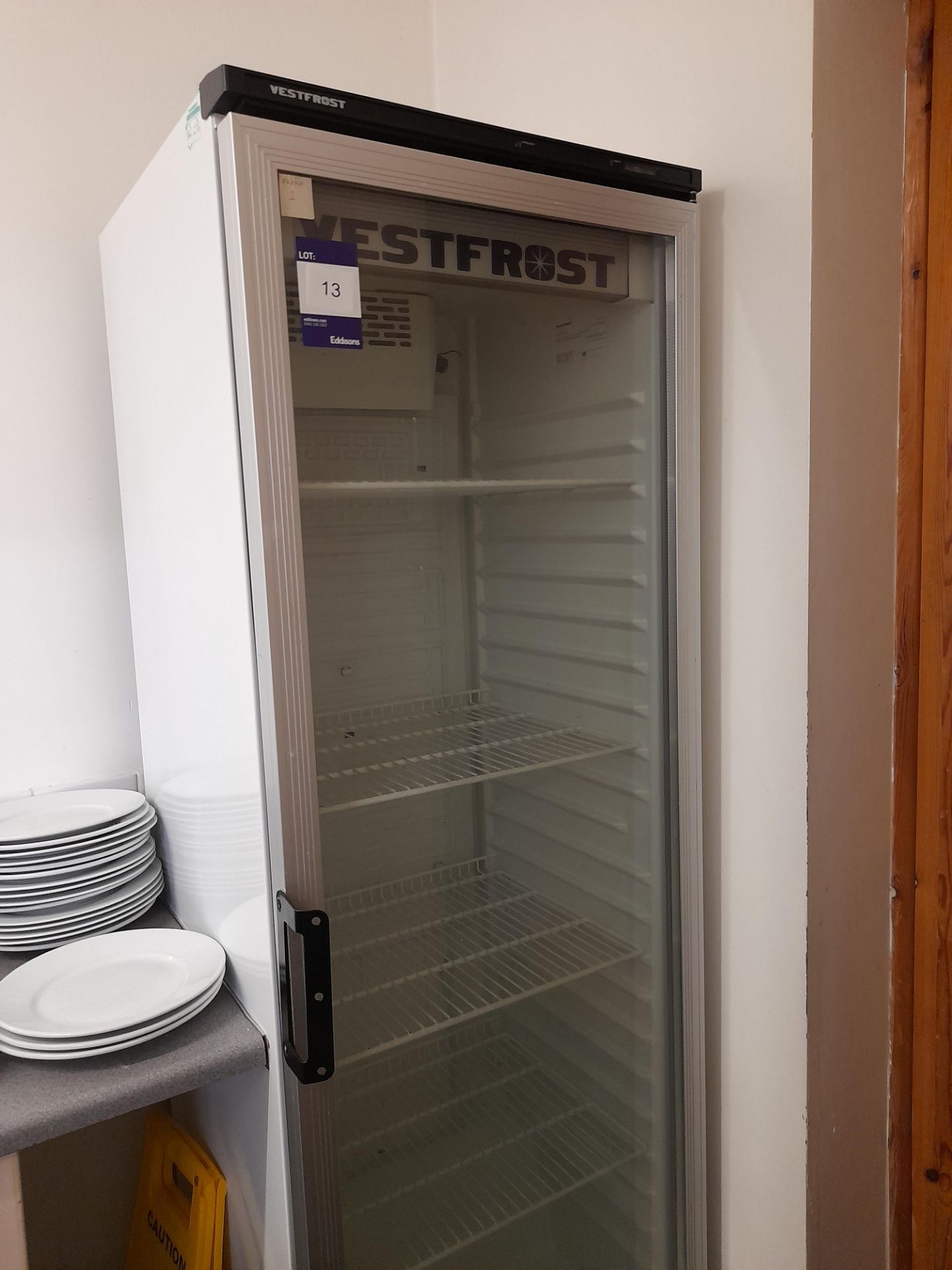 Vestfrost Glass Fronted Single Door Bottle Fridge - Image 2 of 3