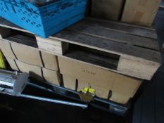 Approx. 16,000 Plastic pipe clips to pallet Location- Elitebliss, Gingerbread Mill, Haincliffe Rd,