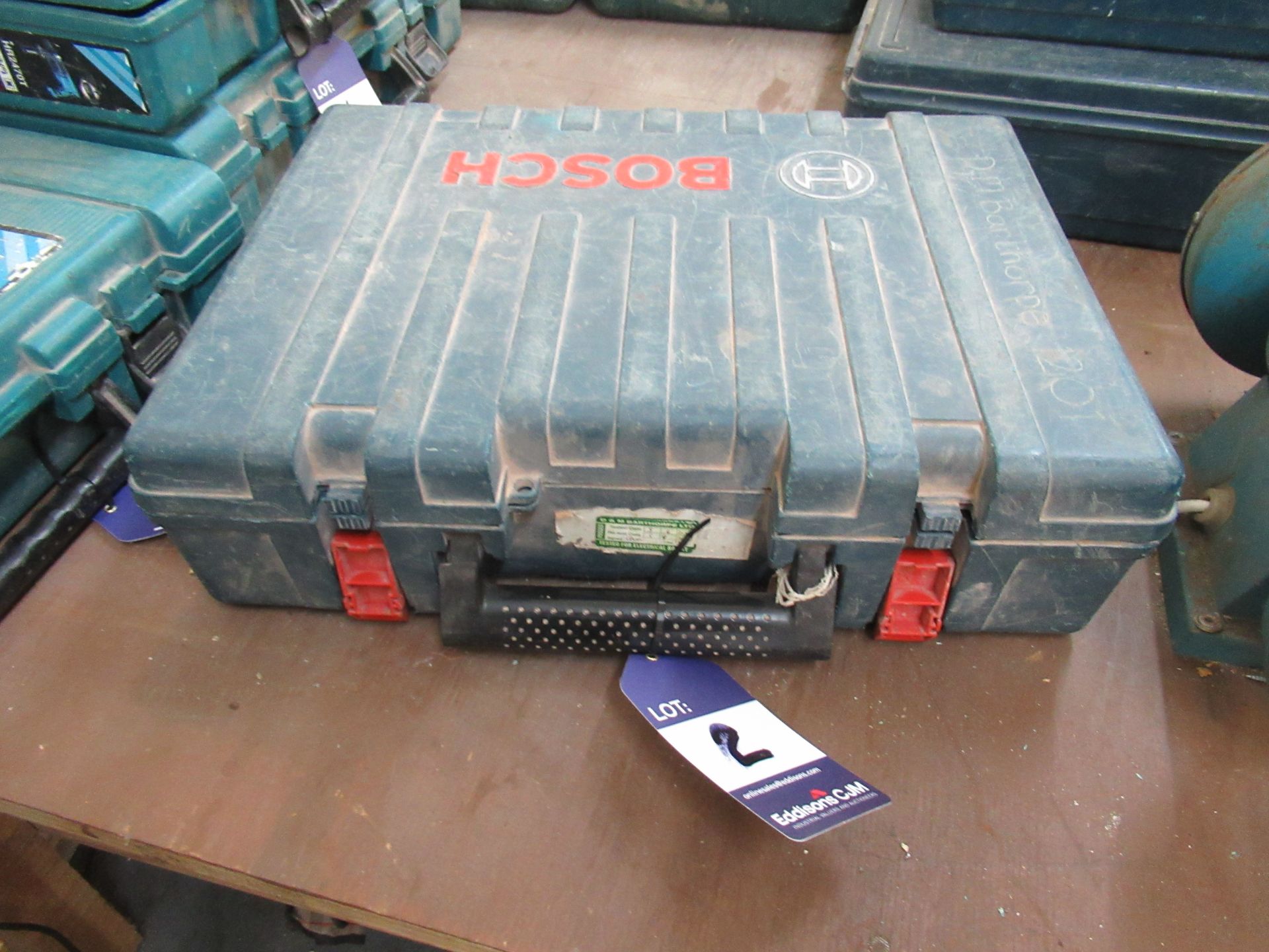 Bosch GBH 4-32 DFR Pro Hammer Drill in case - 110volts - Image 2 of 2