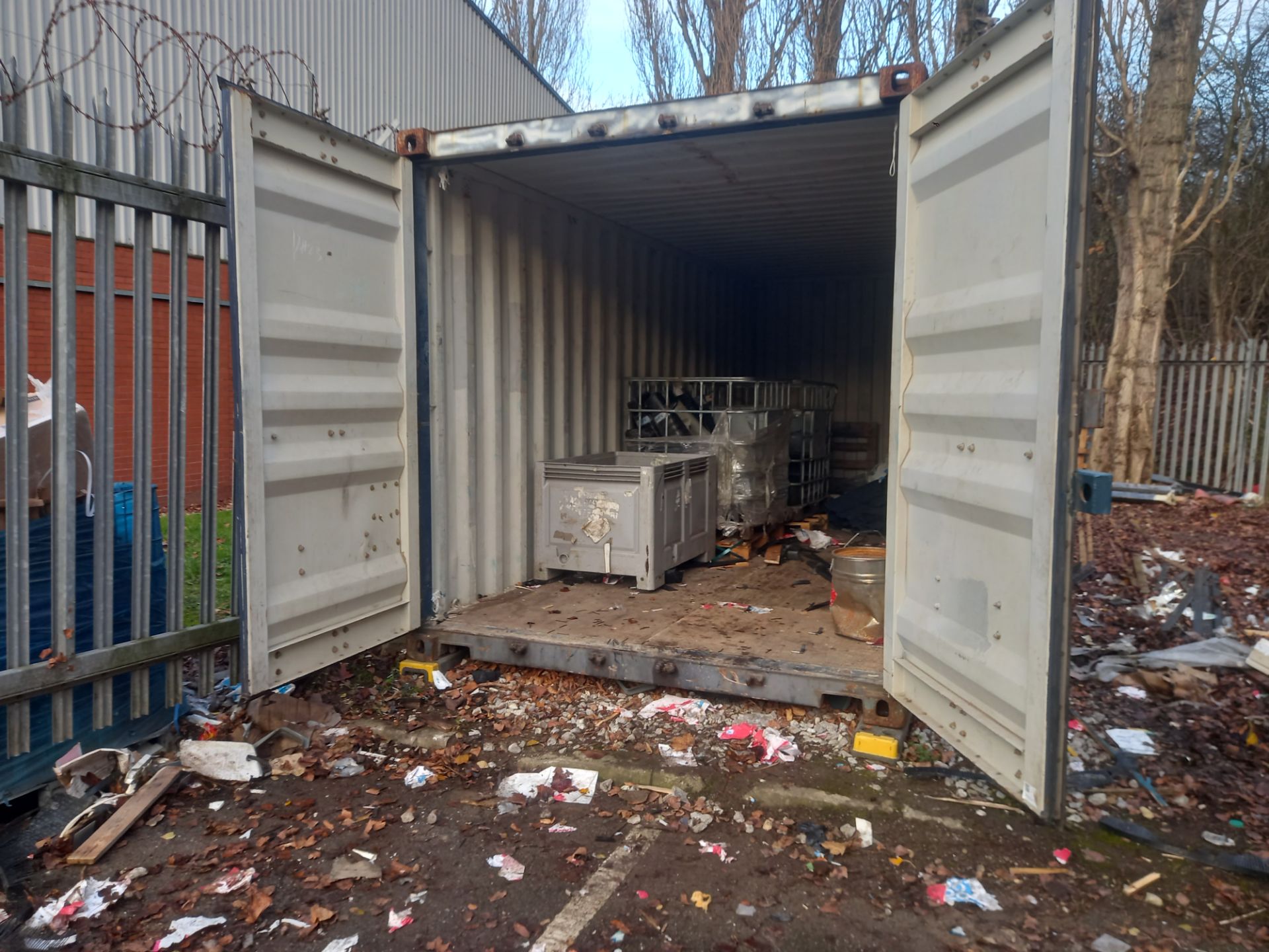 20ft Shipping / storage container, TCLU6774189, in - Image 4 of 8