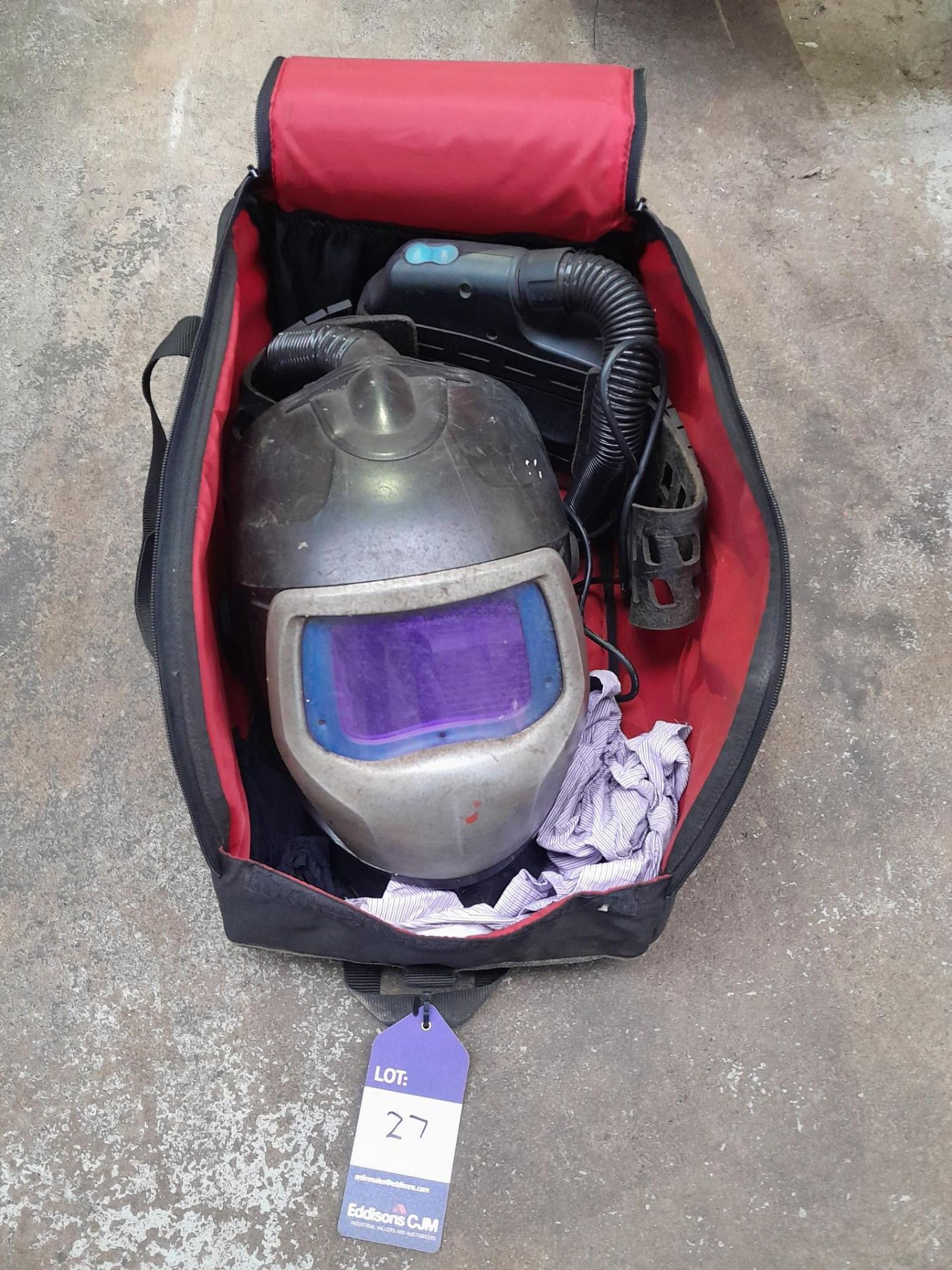 3M Speedglas 9100 Welding Mask w/Extraction Unit & Bag as lotted.