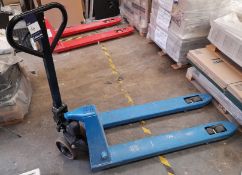 Bigdug pallet truck