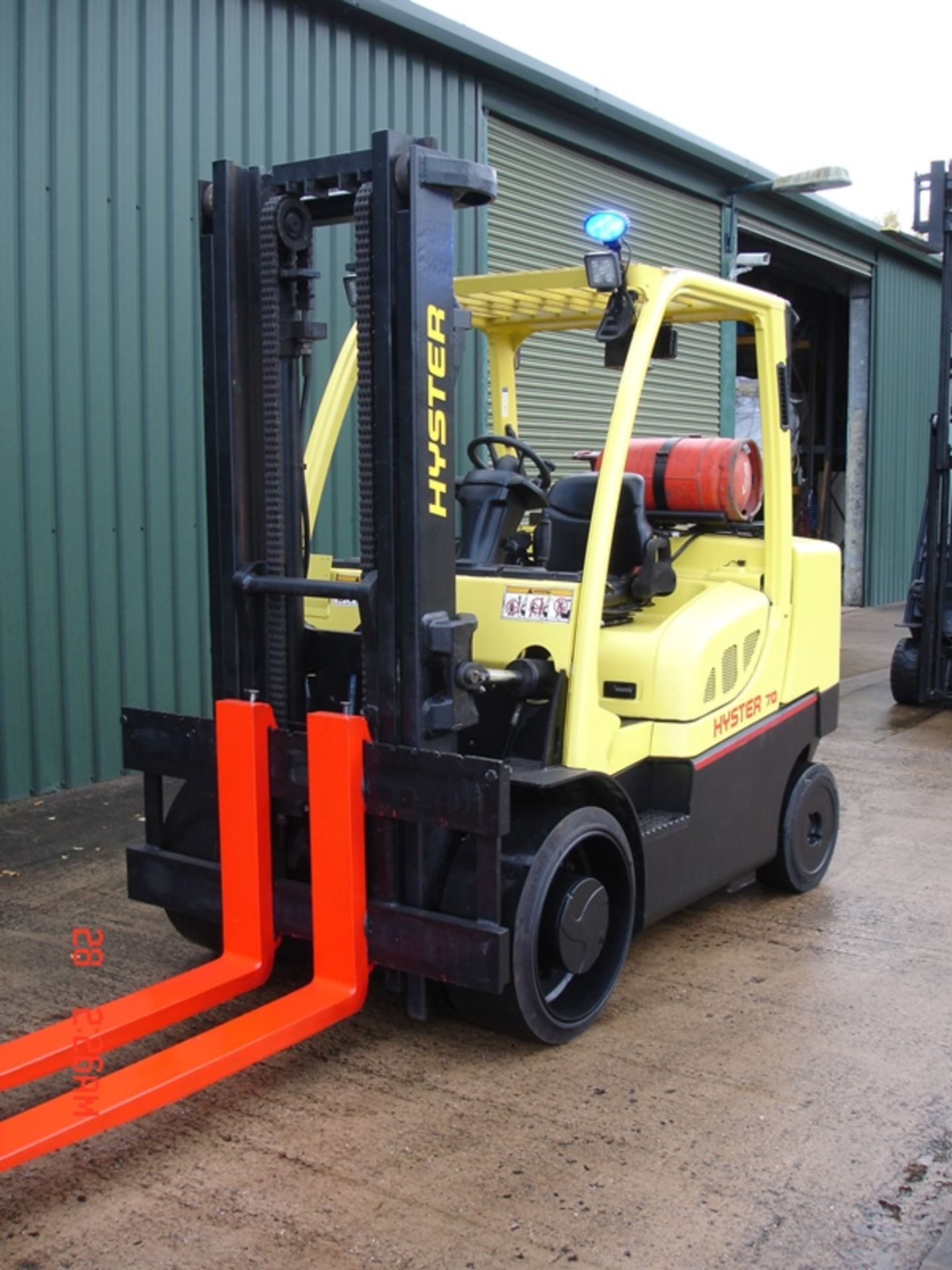 HYSTER COMPACT 7 TON FORKLIFT - Image 5 of 7