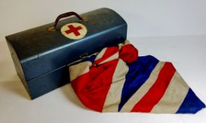 Automobilia - a mid 20th century medical box by Enox, complete with sterilisation kit and