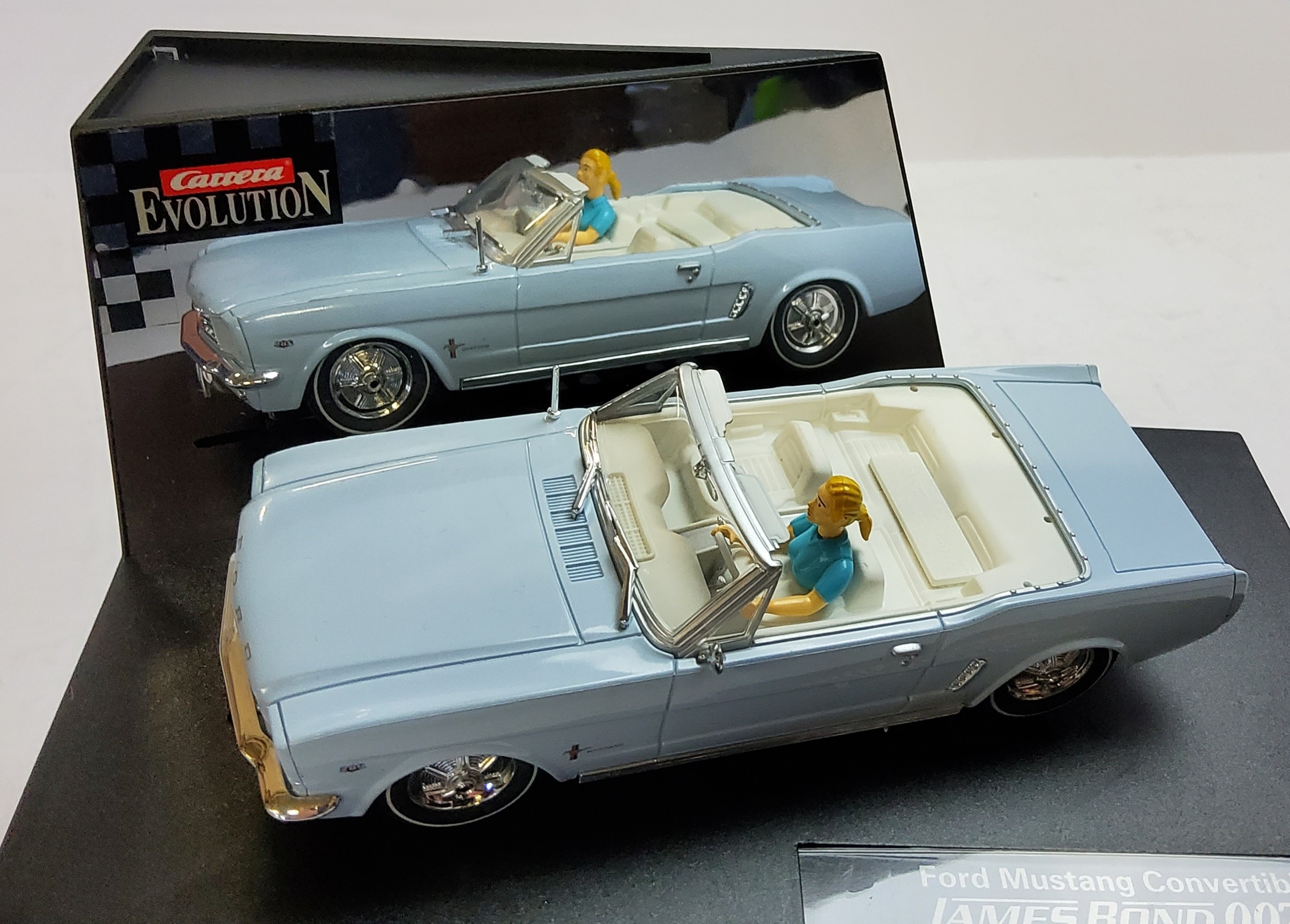 Scalextric C3091A - "James Bond" Slot Car Aston Martin DB5 taken from the film "Goldfinger" - (1st - Image 2 of 6