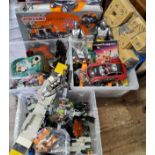 Lego - a quantity of Lego including a Rebel Scout Speeder 7668; other kits dismantled; Star Wars