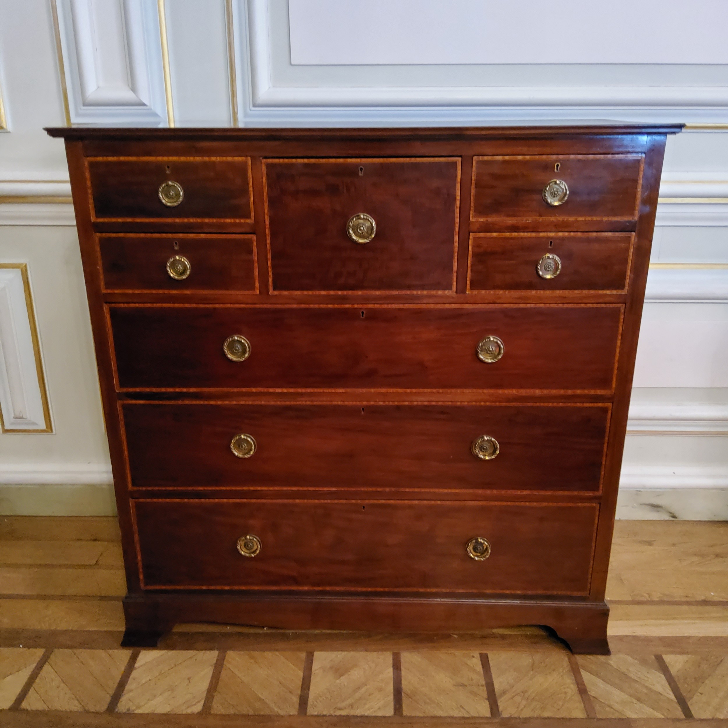 A large 'George III' Cuban mahogany Scottish chest of graduating satinwood crossbanded drawers, - Image 10 of 10