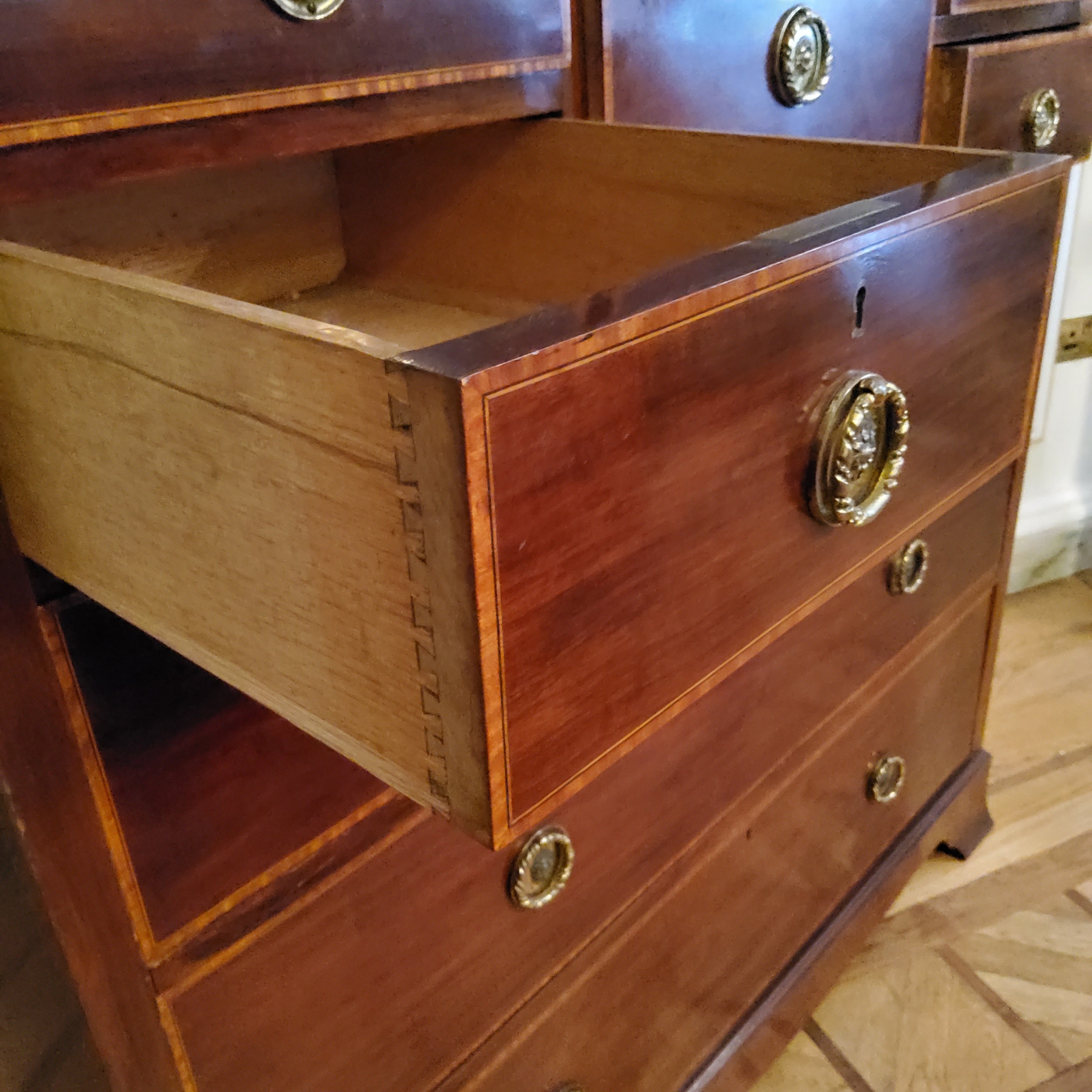 A large 'George III' Cuban mahogany Scottish chest of graduating satinwood crossbanded drawers, - Image 3 of 10