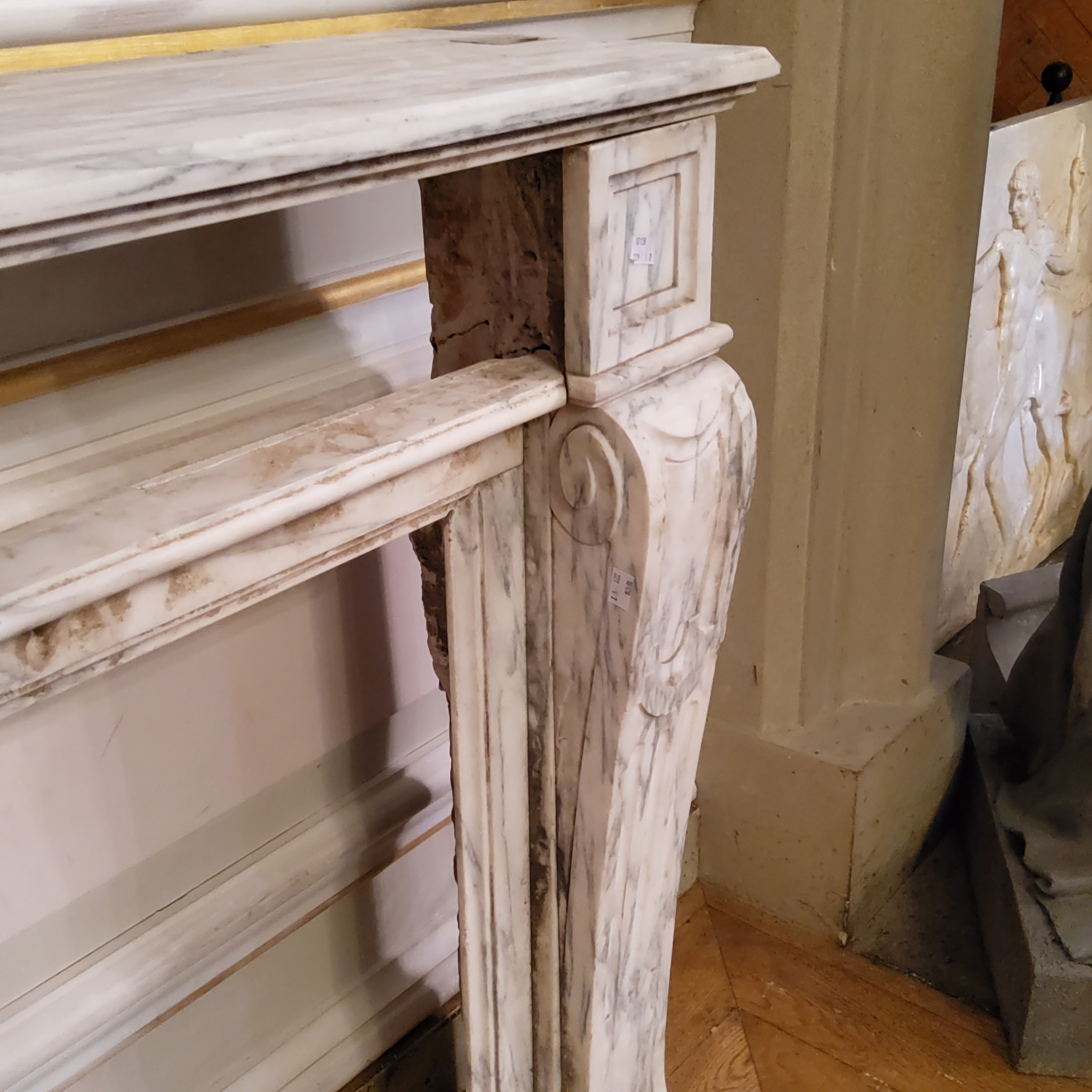 A 19th century Carrara marble country house fire surround, well figured with veins of grey, old sale - Image 4 of 6