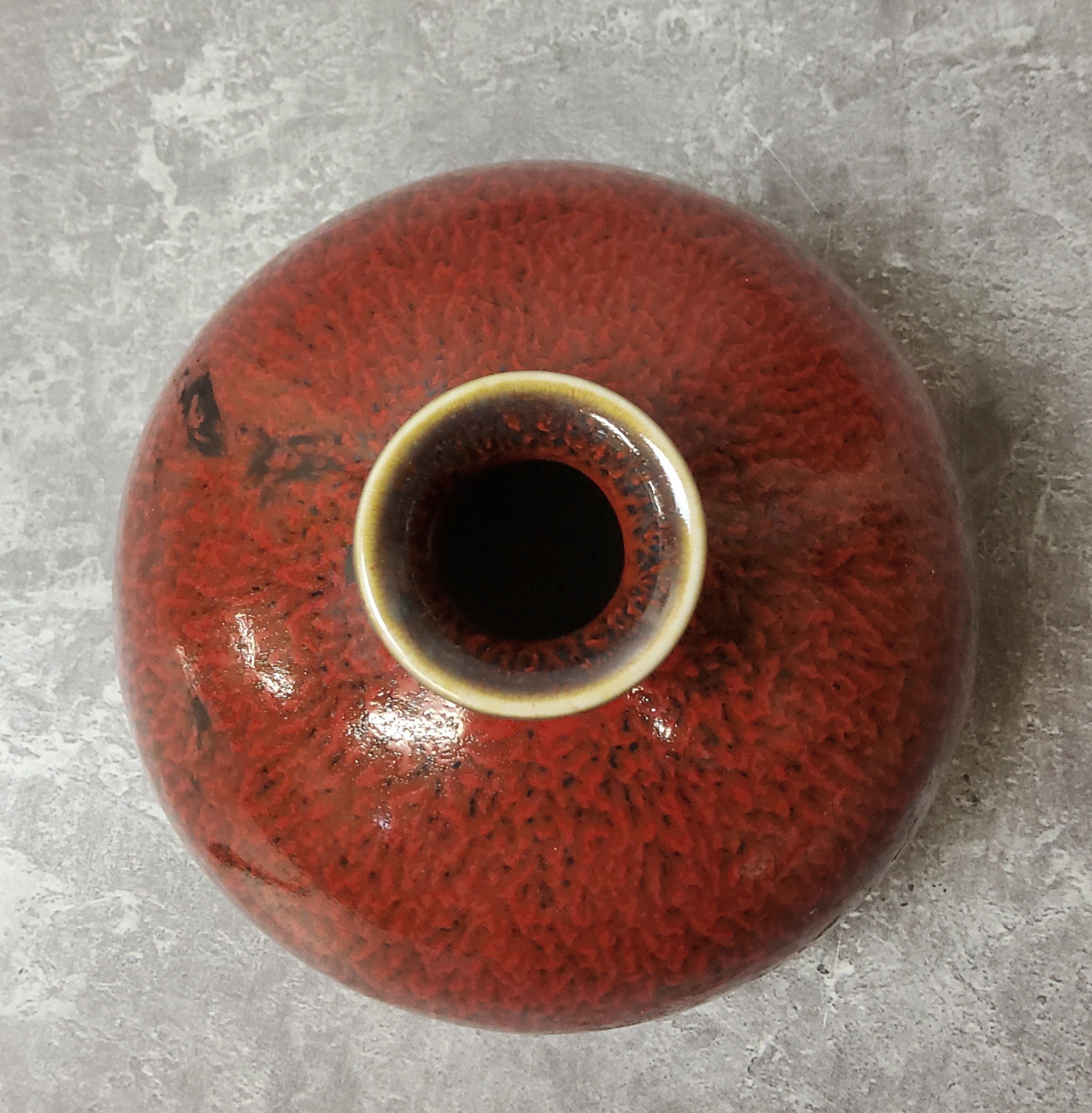 A Chinese Ru domed specimen vase, drip glazed in red tones, seal stamp mark to base - Image 3 of 3