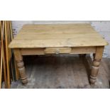 A Victorian farmhouse pine kitchen table 120cm w x 90cm d x 72cm h