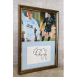 Autographs - Speed, Gary, autograph on paper mounted and framed with two images of him playing for