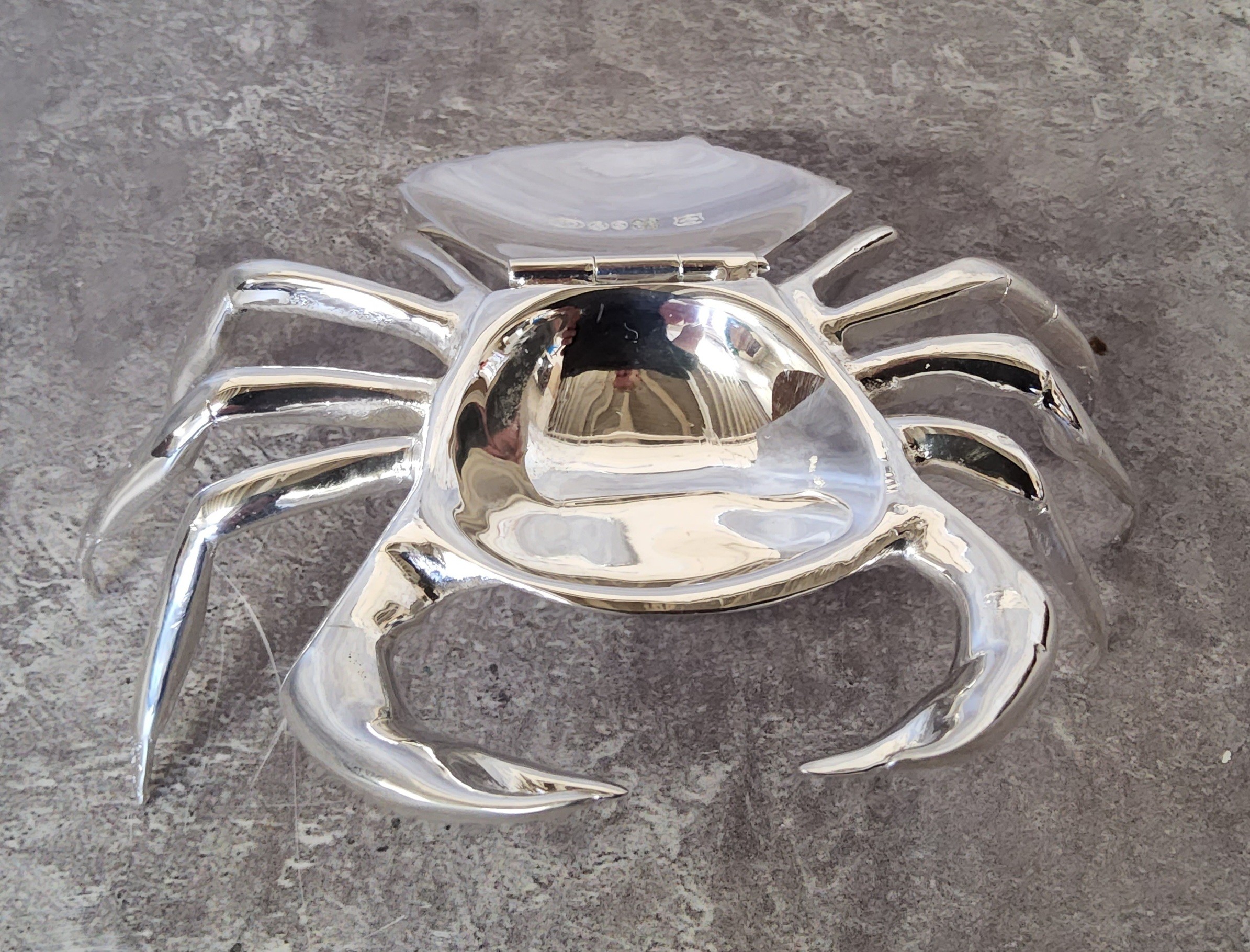 A silver plated novelty trinket box in the form of crab, the carapace hinged to form cover, marked - Image 2 of 2