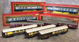 Hornby - various rolling stock including R728 Brake 2nd Coach, blue with seats, boxed ; R729 blue