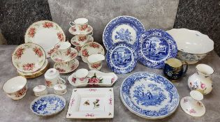 A Portmeirion botanic blue pattern fruit bowl, a Elizabethan Handel pattern tea service for six; a