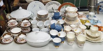 An Limoges Lys Royal pattern tureen, cover & plate; a set of five Susie Cooper coffee cans &