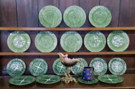 Majolica - various Majolica faience green leaf cabinet plates; a 19th century Majolica etruscan