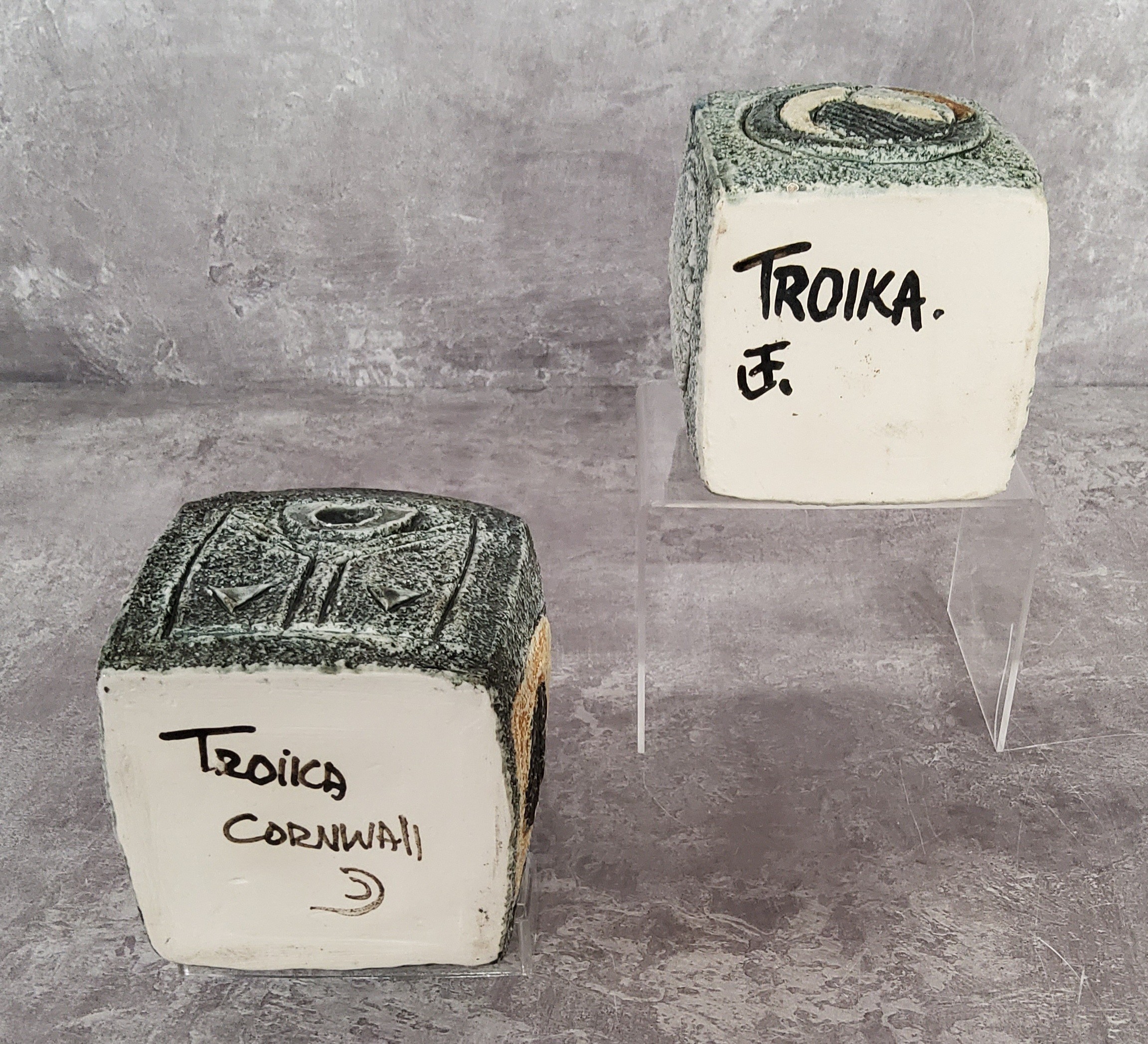 A pair of Troika Pottery marmalade pots decorated by Linda Hazel with incised and painted abstract - Image 2 of 6