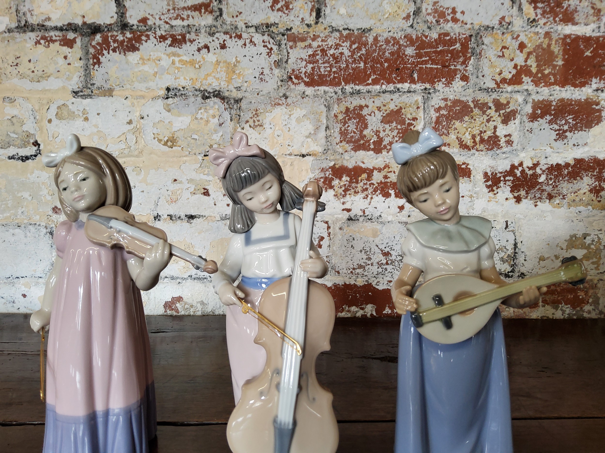 NAO by Lladro figures including a long necked goose; another smaller; Mandolin player, Violinist & - Image 6 of 7