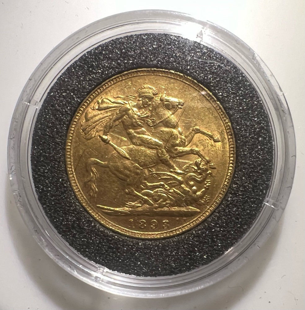 1893 Queen Victoria veiled head gold sovereign - Image 2 of 2