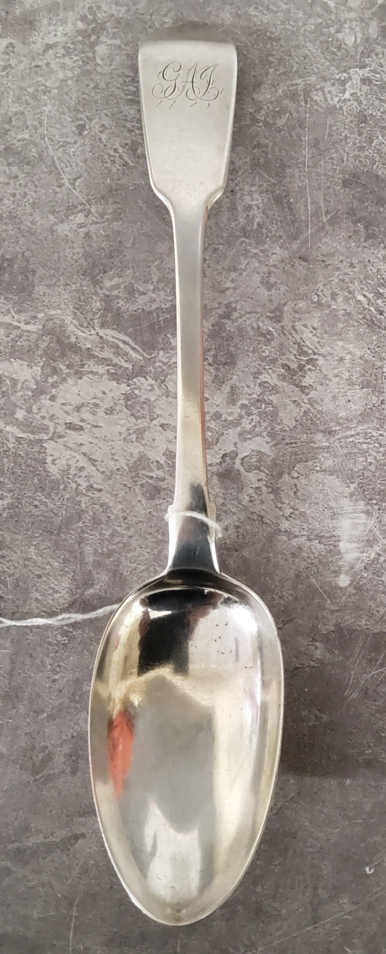 A fiddle pattern serving spoon, monogrammed GAJ, John Walton, Newcastle, 1829 70g - Image 4 of 4