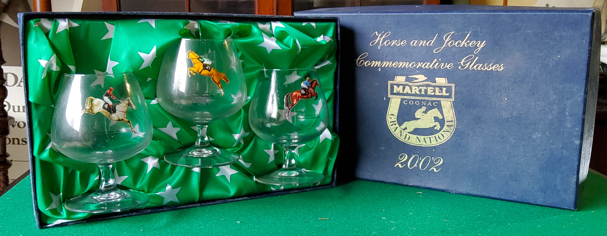 Horse & Jockey Martell Grand National 2003 presentation set winner ''Bindaree'', runner up ''Whats