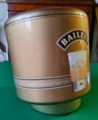 A large Baileys 'Large Measure Over Ice' ice bucket. Excellent Condition.