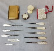 Sewing & Bijouterie - 19th century mother of pearl pin cushion, needle case and button hooks, a