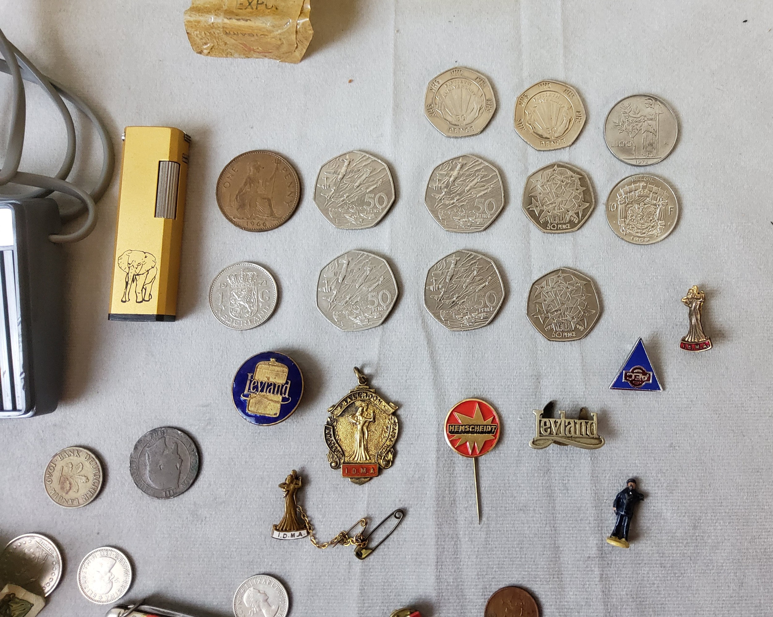 Boxes & objects including a scarce 1930's Leyland blue enamel lapel badge by Fattorini & Sons, - Image 2 of 2