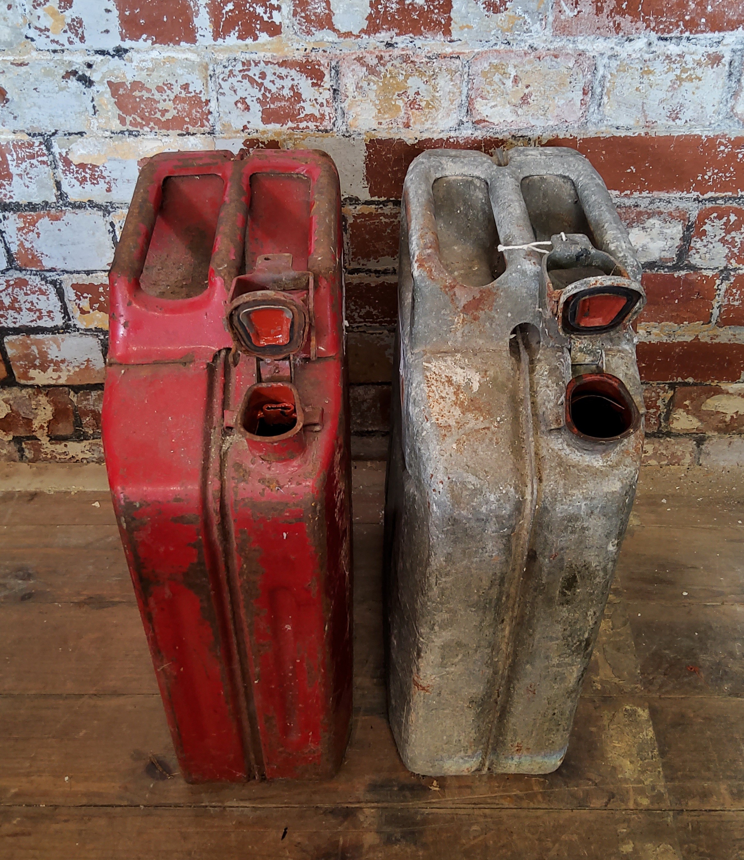 Two Jerry cans, red and green , 20l fuel cans. - Image 2 of 2